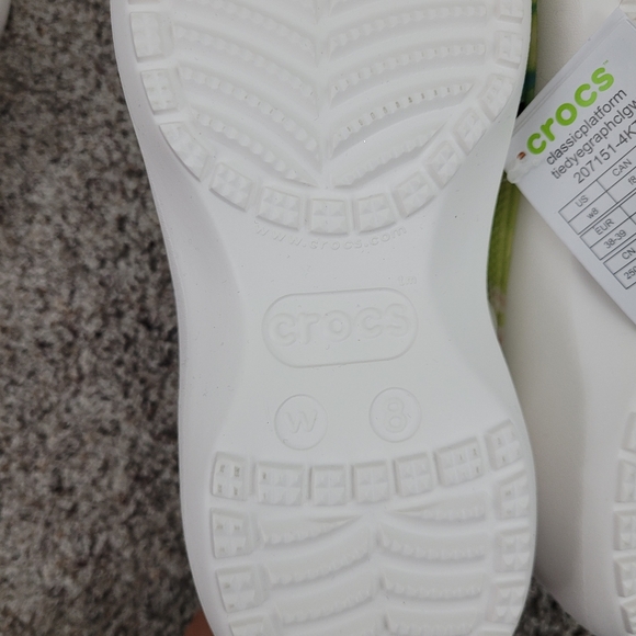 Crocs Classic Platform Tie Dye - Picture 8 of 9